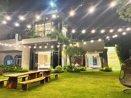 Venus Villa Flamingo Dai Lai by MAPSTAR