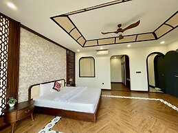 Venus Villa Flamingo Dai Lai by MAPSTAR