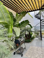 Venus Villa Flamingo Dai Lai by MAPSTAR