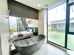 Venus Villa Flamingo Dai Lai by MAPSTAR