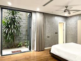 Venus Villa Flamingo Dai Lai by MAPSTAR