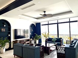 Venus Villa Flamingo Dai Lai by MAPSTAR