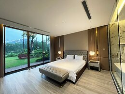 Venus Villa Flamingo Dai Lai by MAPSTAR