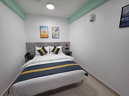TOUR INN