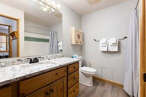 8045 Black Bear 1 Bedroom Condo by RedAwning