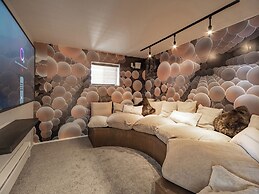 Shousugi Chalet by Elite Havens