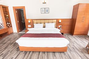 Himalayan Splendour Resort