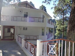 Himalayan Splendour Resort