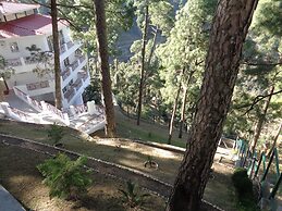 Himalayan Splendour Resort