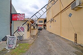 OYO 90503 Madina Residence Syariah