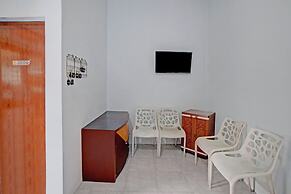 OYO 90503 Madina Residence Syariah