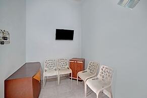 OYO 90503 Madina Residence Syariah