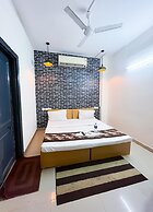 Roomshala 116 Krishna Villa