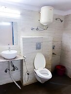 Roomshala 116 Krishna Villa