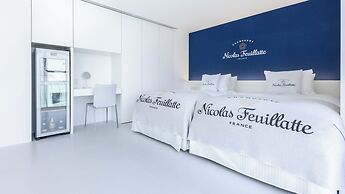 Cuvée J2 Hôtel Osaka by ONKOCHISHIN - Adults Only