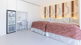 Cuvée J2 Hôtel Osaka by ONKOCHISHIN - Adults Only