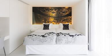 Cuvée J2 Hôtel Osaka by ONKOCHISHIN - Adults Only