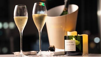 Cuvée J2 Hôtel Osaka by ONKOCHISHIN - Adults Only