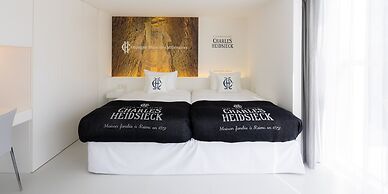 Cuvée J2 Hôtel Osaka by ONKOCHISHIN - Adults Only