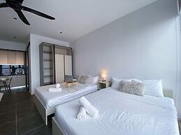 High Floor KL View Scarletz Suite