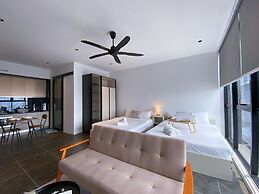 High Floor KL View Scarletz Suite