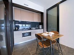 High Floor KL View Scarletz Suite