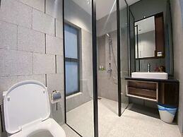 High Floor KL View Scarletz Suite