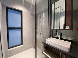 High Floor KL View Scarletz Suite