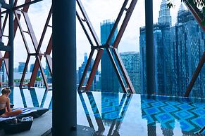 High Floor KL View Scarletz Suite