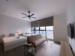 High Floor KL View Scarletz Suite