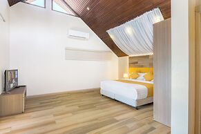 2-bdr luxury villa at a villa resort