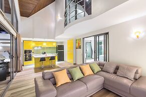 2-bdr luxury villa at a villa resort