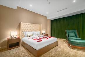 Suknai Royal Hotel