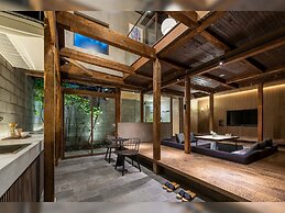 Yuzunoe Machiya House