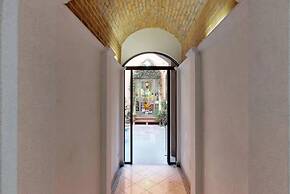 Italianway - Borgospesso 14