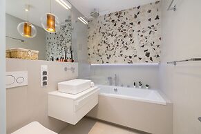 Vetulaniego by Renters Prestige