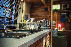 American Airstream - Blossom Farm - Tiers Cross