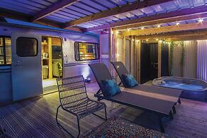 American Airstream - Blossom Farm - Tiers Cross