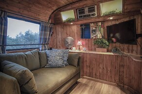 American Airstream - Blossom Farm - Tiers Cross