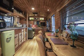 American Airstream - Blossom Farm - Tiers Cross