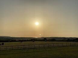 American Airstream - Blossom Farm - Tiers Cross