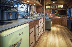 American Airstream - Blossom Farm - Tiers Cross