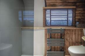 American Airstream - Blossom Farm - Tiers Cross