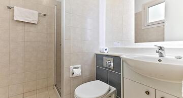 Villa Nefeli - Charming Townhouse in the Heart of Aphrodite Hills Reso