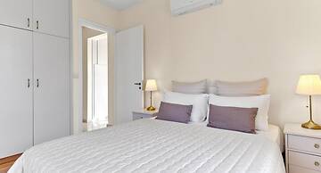 Villa Nefeli - Charming Townhouse in the Heart of Aphrodite Hills Reso