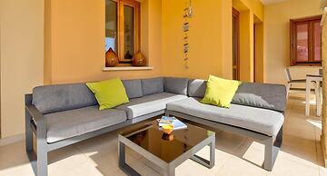 Apartment Kz01 - Modern Ground Floor Apartment in the Heart of Aphrodi