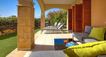 Apartment Kz01 - Modern Ground Floor Apartment in the Heart of Aphrodi