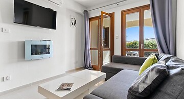 Apartment Kz01 - Modern Ground Floor Apartment in the Heart of Aphrodi
