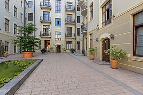 Studio Piotrkowska 37 by Renters