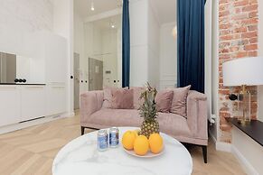 Studio Piotrkowska 37 by Renters